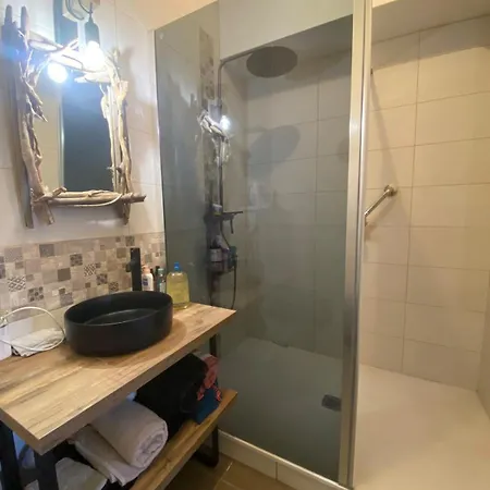La Maison D'isa Сasa de vacaciones *